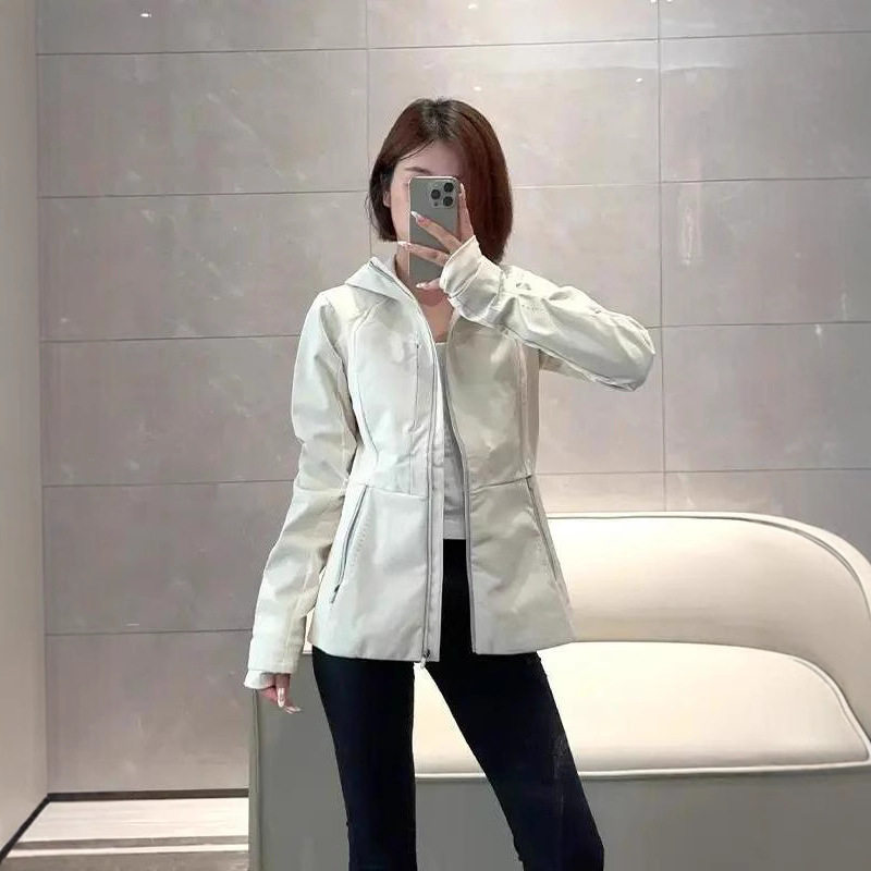 百搭户外冲锋衣2026新款韩版显瘦修身设计小个子外套女