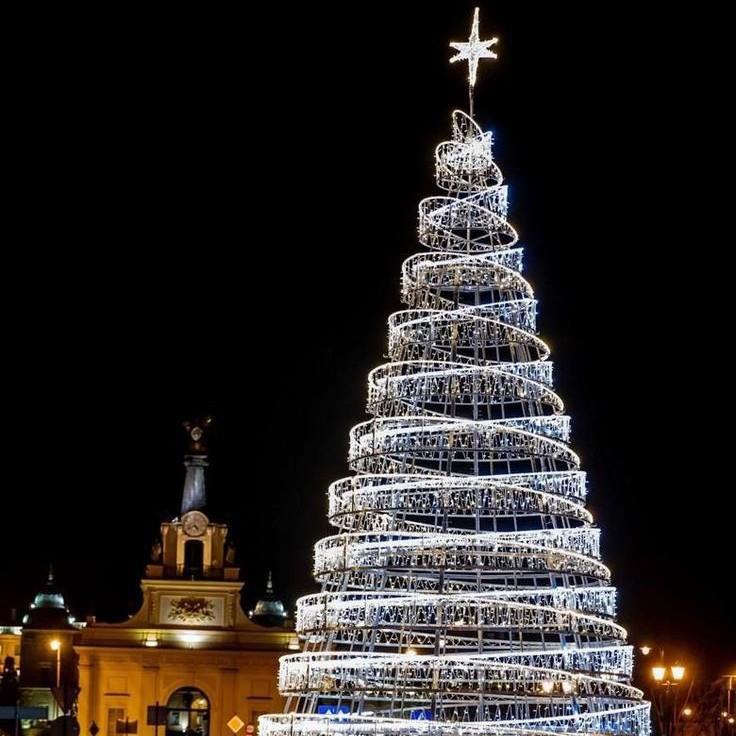 户外商用发光铁艺仿真聖誕樹christmas tree大型场景圣诞树装饰