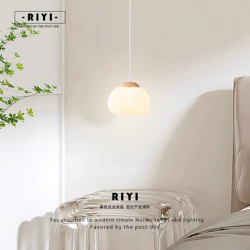 奶油风简约吊线灯床头吊灯2025新款主卧室温馨浪漫法式小吊灯原木