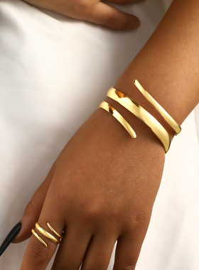 Women Bracelet Ring Sets欧美线条镂空水滴戒指手镯套装个性手饰