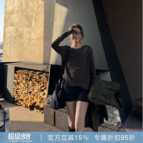 裸感薄款速干无T线紧身瑜伽短裤