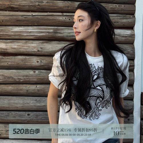 R-HER“雅韵艺术”黑白绳结印花休闲慵懒风T时尚百搭短袖