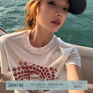 R-HER“怦然心动”学院风刺绣短袖打底上衣休闲内搭圆领落肩T恤女