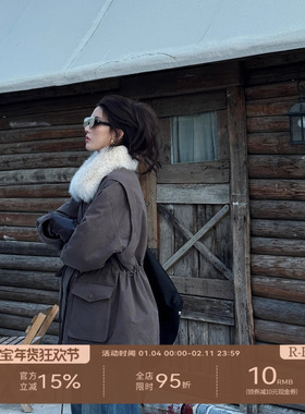 R-HER“焦糖暖绒”复古工装设计感90白鹅绒毛领派克服皮草外套女