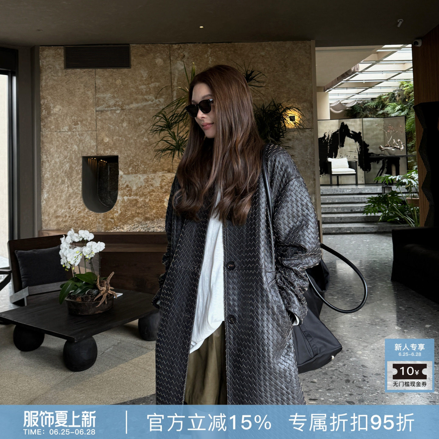 R-HER“率性格纹”绵羊皮设计师纯黑时尚格纹奢感气质休闲皮衣P53