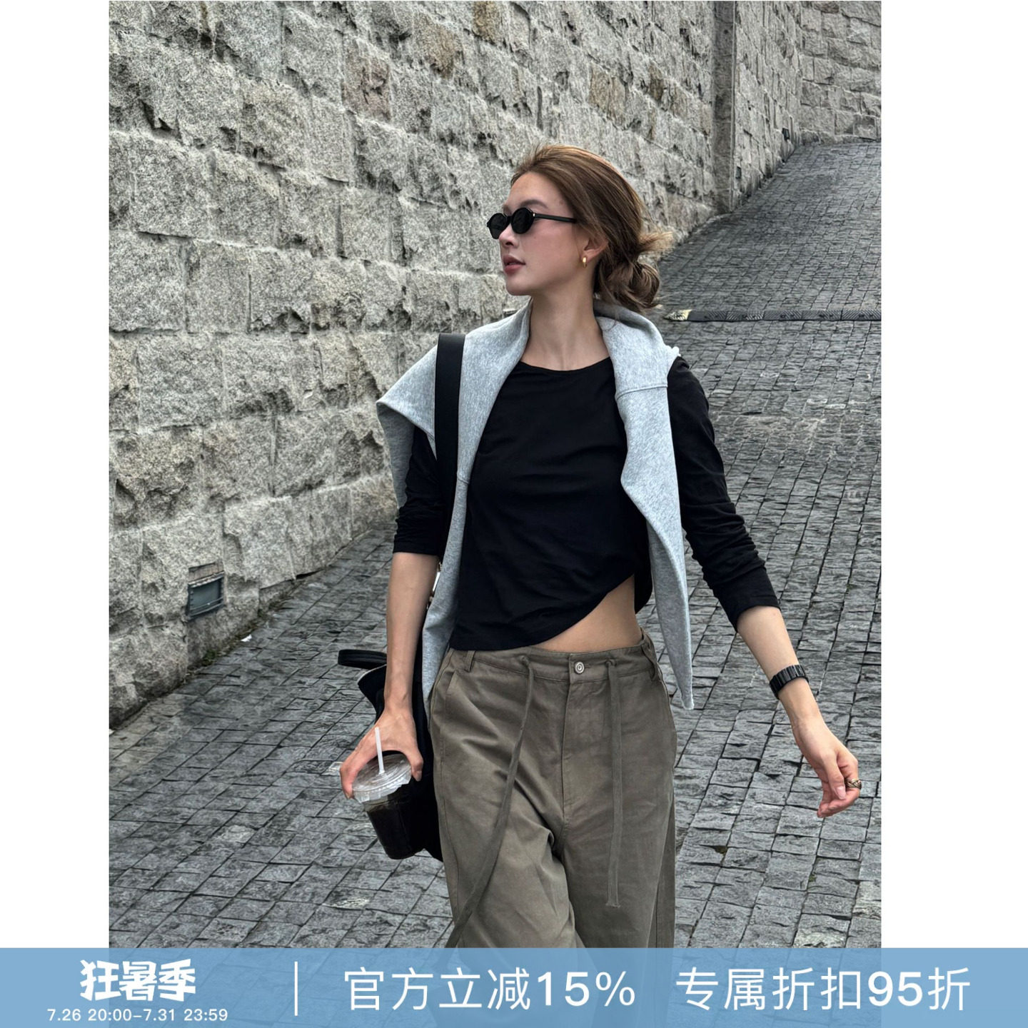 暖叙轻衫圆领长袖修身显瘦T恤