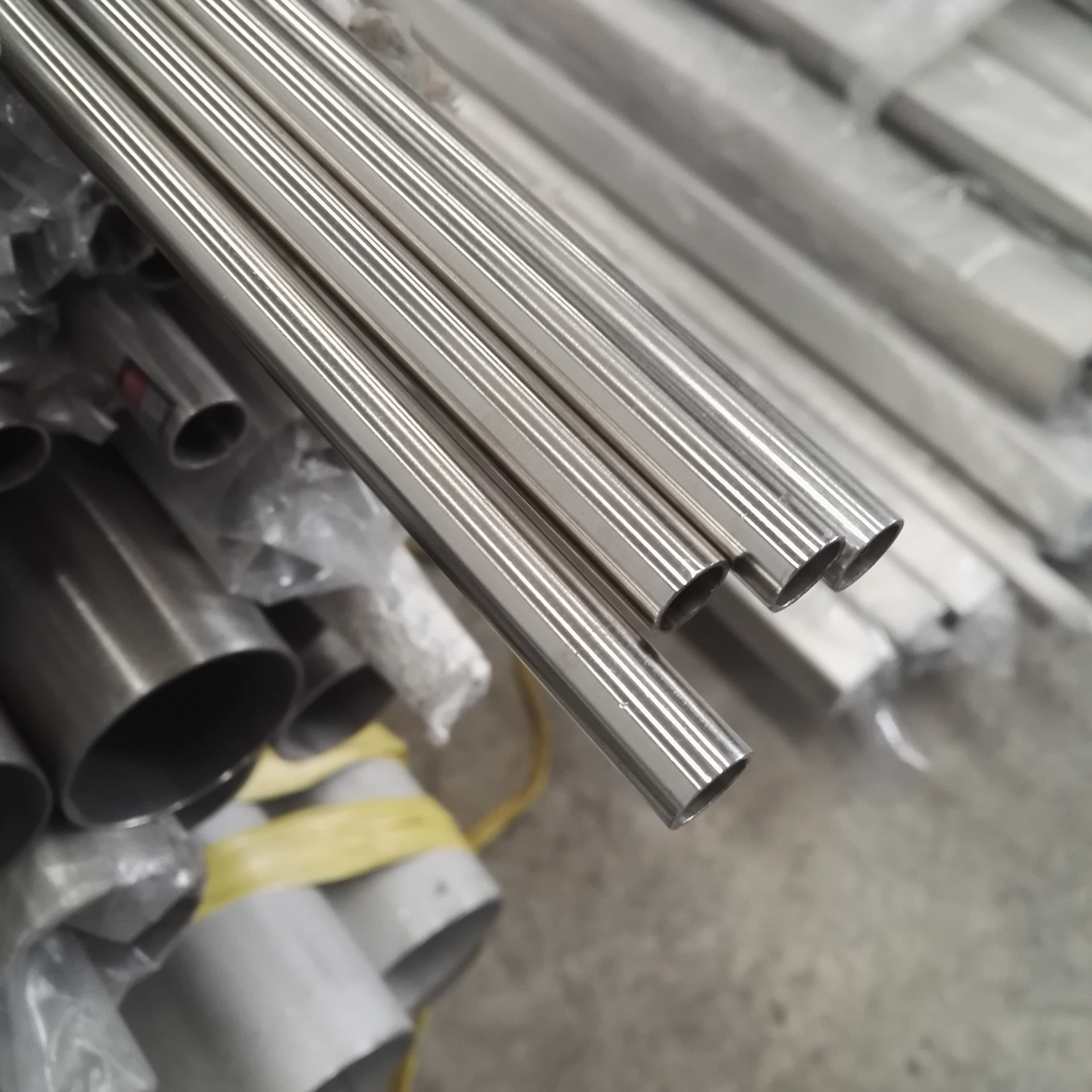 304不锈钢卫生级冷凝水管直饮水小焊管13可订现货批发保温一体管