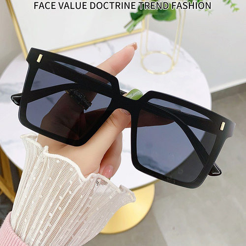 新款防紫外线防晒折叠墨镜爆款网红高级眼镜方框竖米钉太阳镜