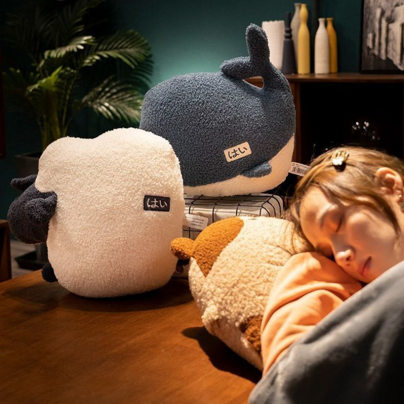 办公室抱枕被子两用午睡枕头靠枕女生睡觉小毯子二合一车载汽车用