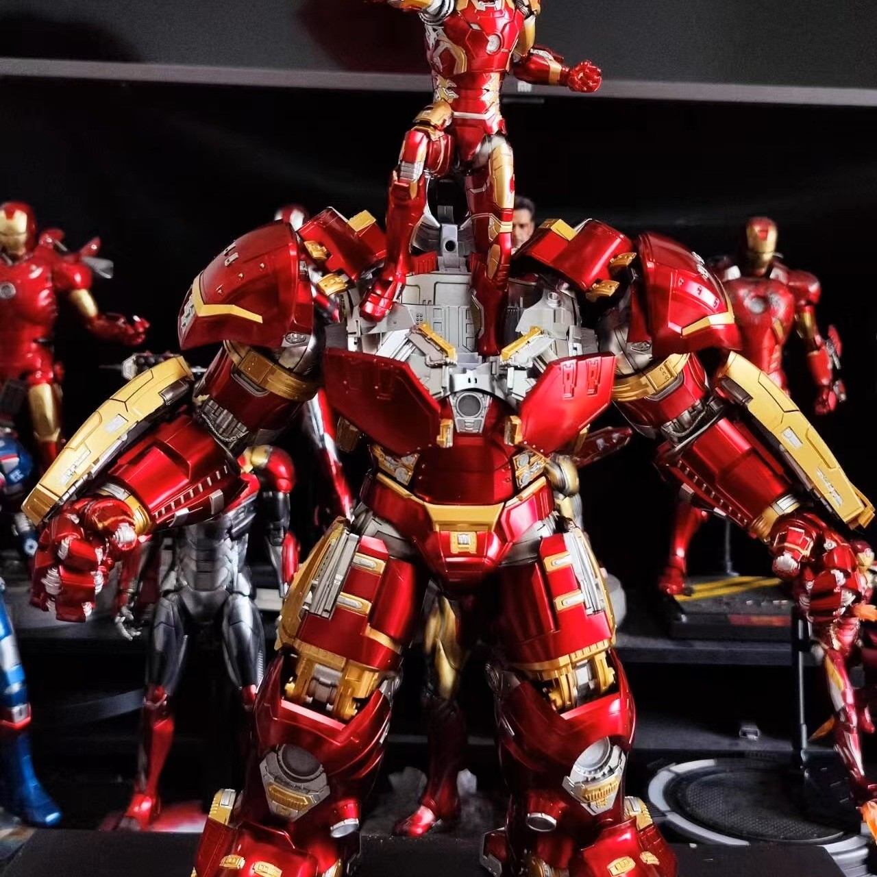 漫威反浩克装甲钢铁侠机器人毒液超可动模型玩具手办mk44可动发光