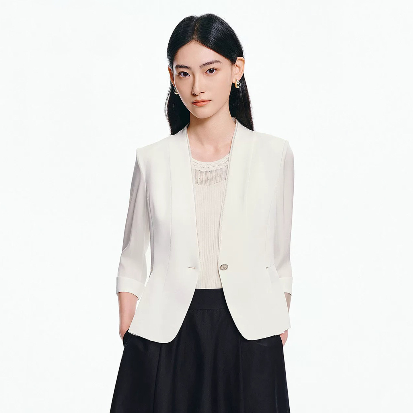 珂莱商场同款2026夏季新款女装白色休闲通勤收腰百搭职业西装外套