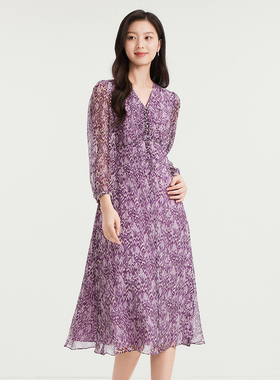 珂莱商场同款2025秋季新款气质优雅V领印花长袖连衣裙女KF12507R1