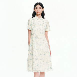 珂莱商场同款2026夏季新款女装淡雅碎花国风新中式绣花短袖连衣裙