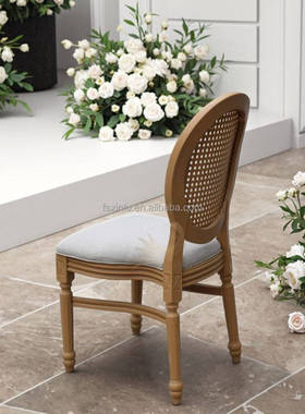 使用寿命长婚礼家具超承重腰部保护Chiavari活动椅