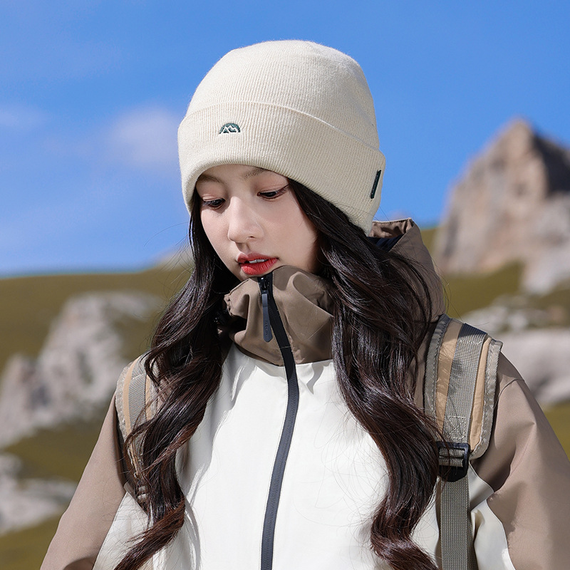 Global Treasure—登山冷帽女新款秋冬季护耳保暖针织帽户外爬山