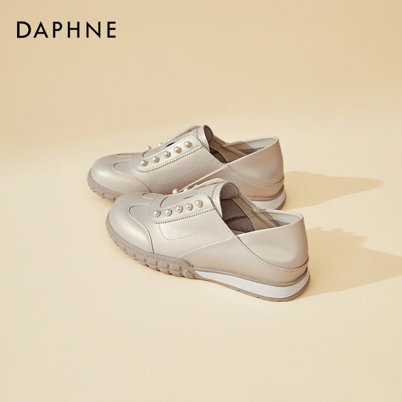 达芙妮休闲鞋女2026新款套脚百搭德训鞋运动学生ins时尚平底鞋,女鞋,时尚休闲鞋,淘宝优惠券,粉丝福利购,淘宝优惠卷