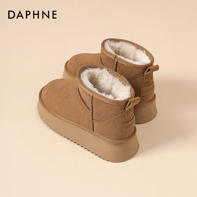 达芙妮2025新款秋冬北方保