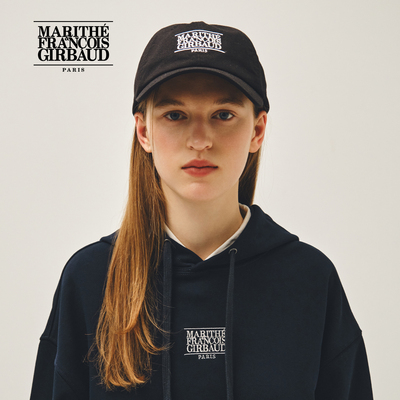 MARITHE字母LOGO鸭舌帽