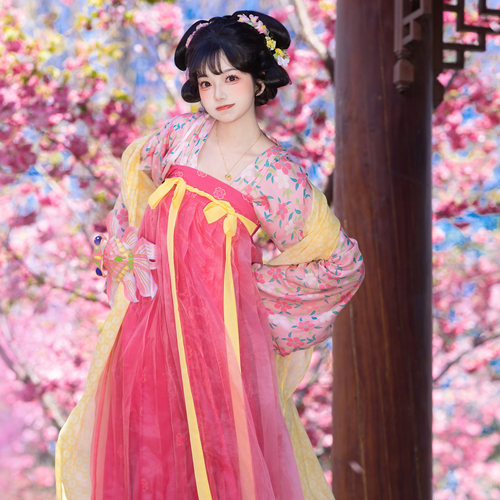 醒春集【山寺桃花】唐制汉服对襟衫齐胸交窬裙褶裙披帛粉色少女风