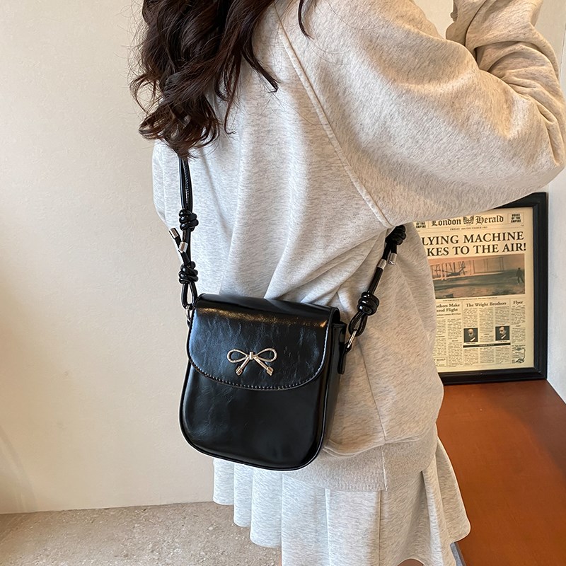 超火红色迷你小包包女2024新款夏天今年流行时尚单肩斜挎包手机包