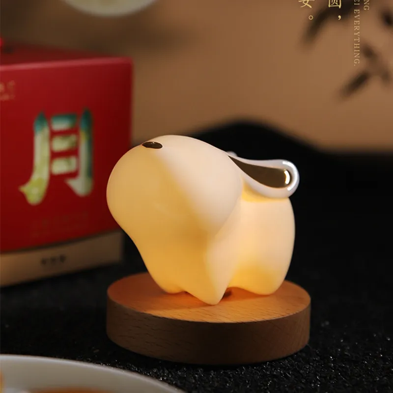 中秋节礼品月光兔创意陶瓷摆件桌面小夜灯拍拍兔商务节日伴手礼