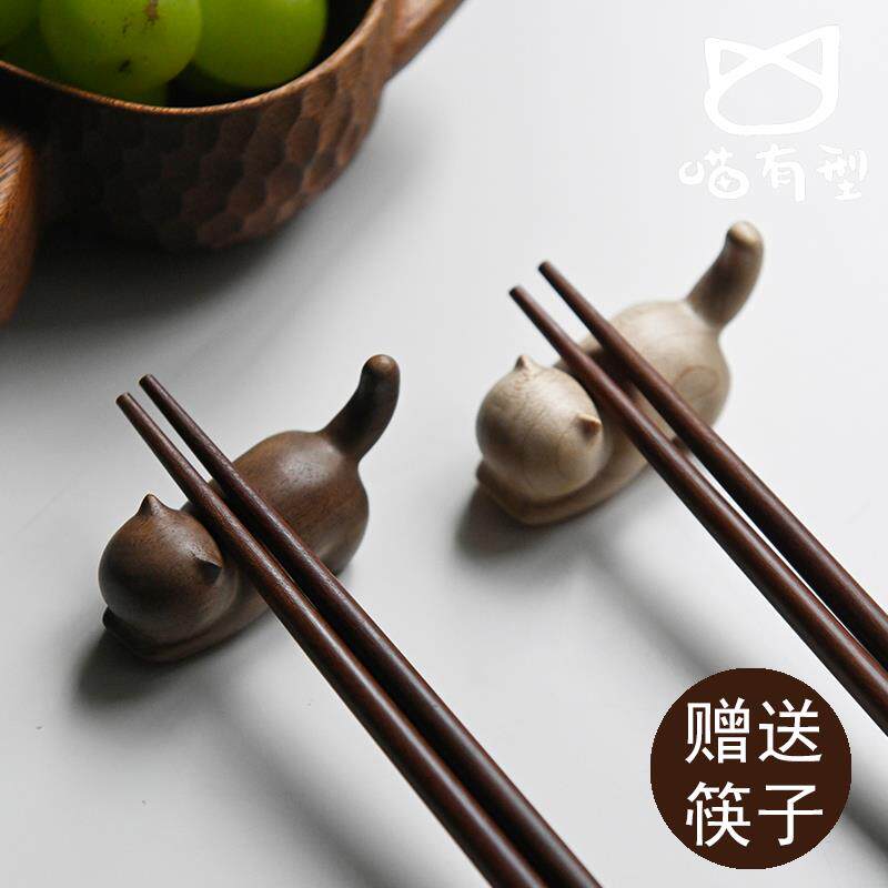 喵有型可爱猫咪家用筷枕实木筷子架日式小猫筷托