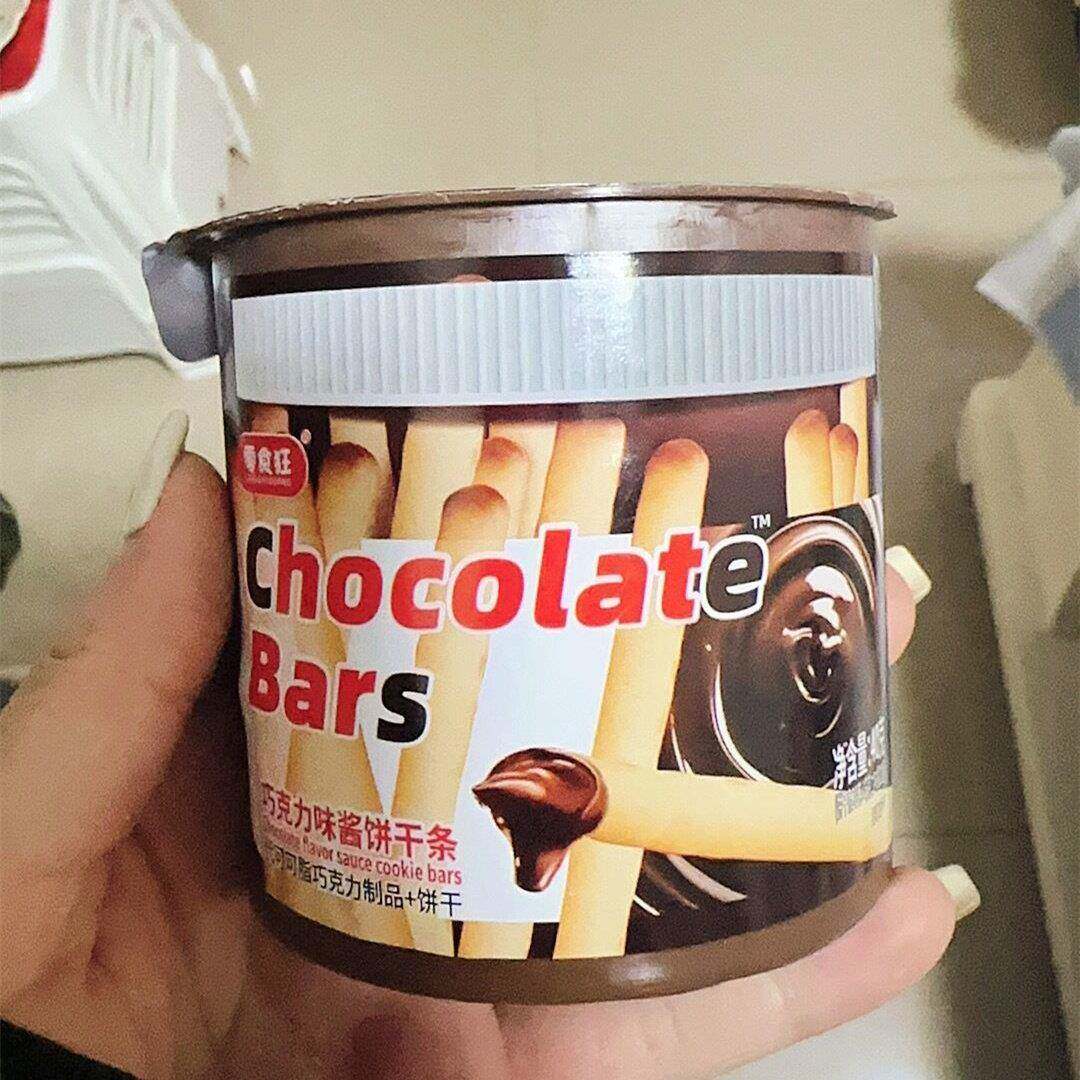 新货零食狂榛子巧克力酱奶油蘸酱手指棒棒脆条饼干怀（代可可脂）