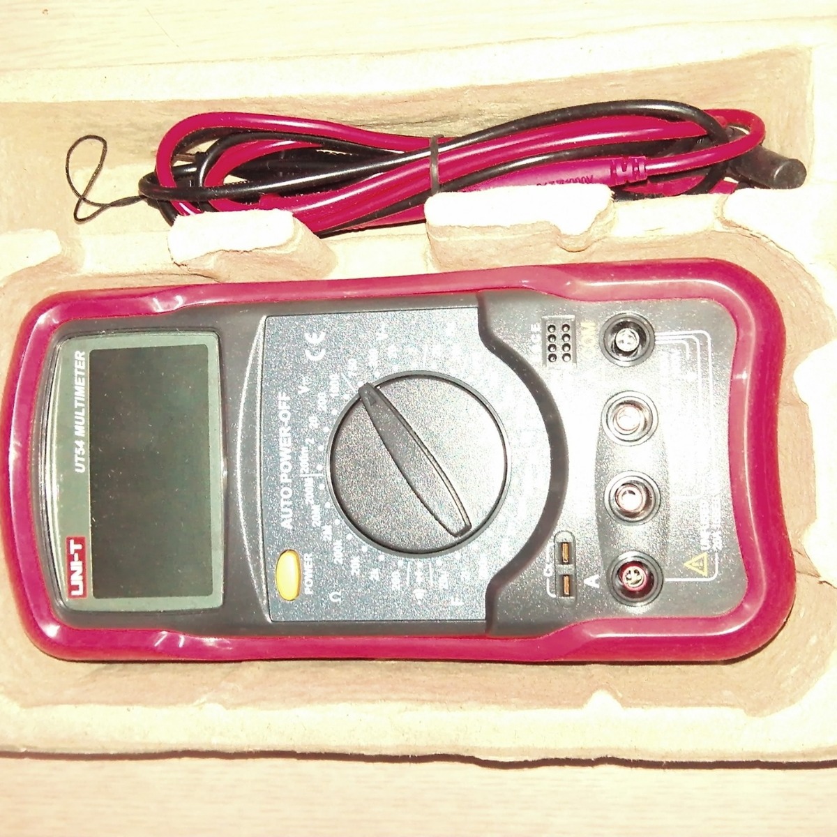 标准型数字万用表 优利德 UT-54 精度超准确 数字表