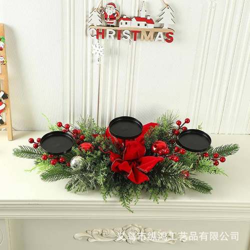 纵鸿新款节日装饰用品蝴蝶结红果门挂场地布置开花松针圣诞节花环