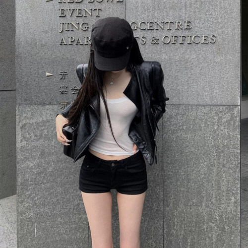 秋季美式辣妹内搭皮衣短裤三件套