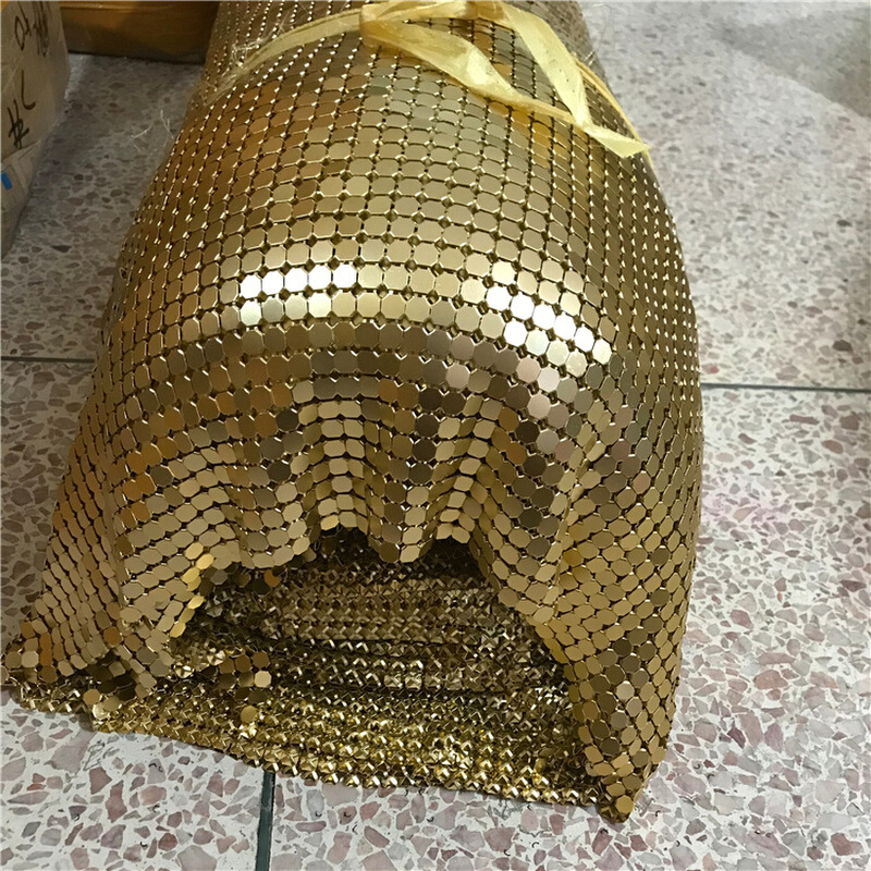 盘聚优惠直供铝网片幻彩金属布咖啡厅铝片帘金属装饰网 8mm铝片网