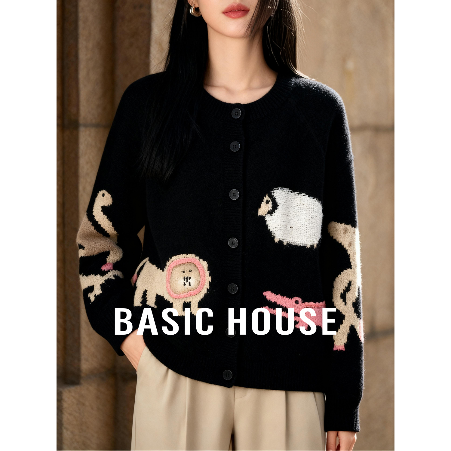 Basic House/百家好趣味动物绵羊毛针织开衫女秋提花宽松毛衣外套