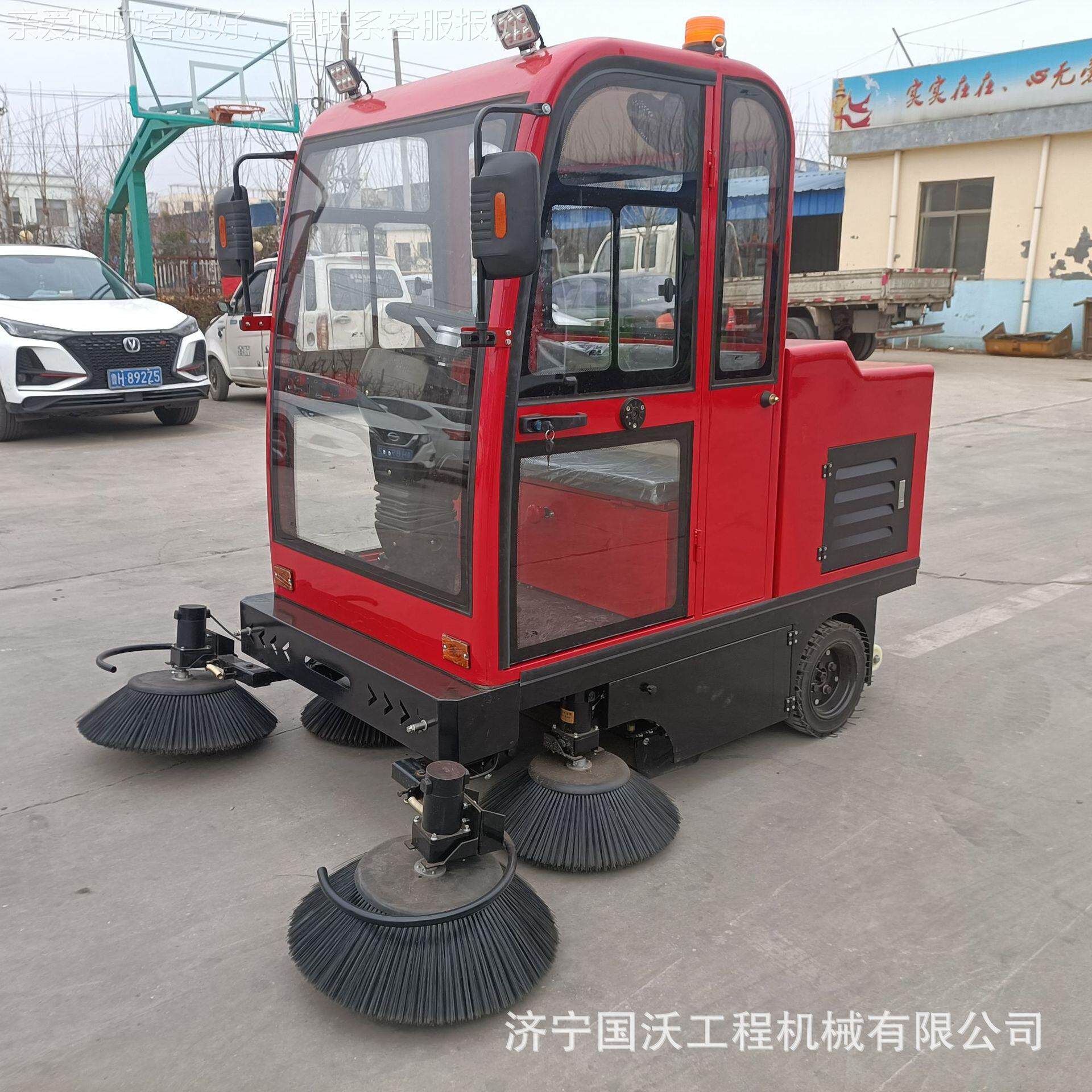 全封闭五刷清扫40车频 区路面扫小机工作地视 电动扫路机图片