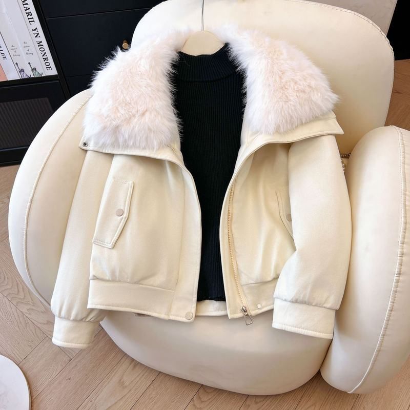 仿狐狸毛大毛领皮草女外套2025
