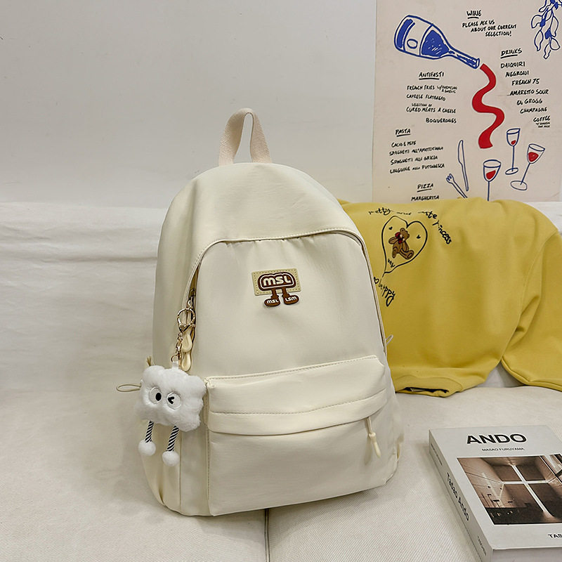 日系气质风可爱时尚双肩包2025新款轻便休闲背包女双肩旅游轻便初