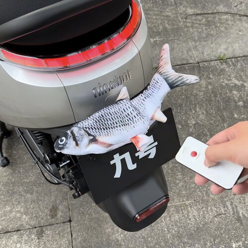 摇摆鱼电动车装饰遥控式车尾动态玩偶声控自动摆动卡通公仔男女生
