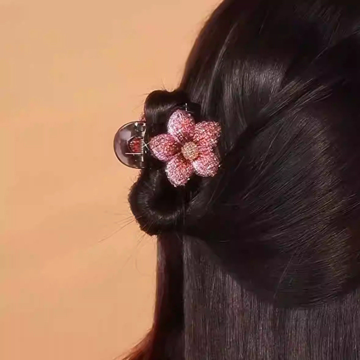 春季新款桃花鲨鱼夹半扎发百搭