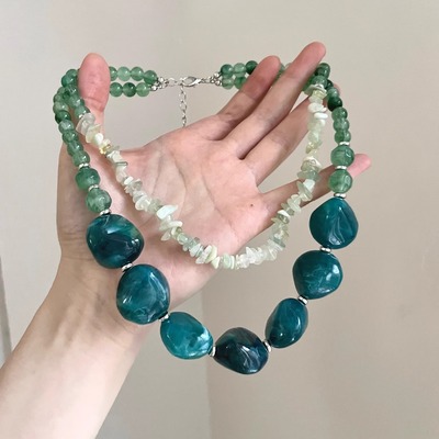 Vintage古着 Green resin beads项链