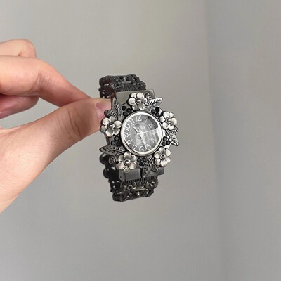 Vintage古着 Relief flowers手表