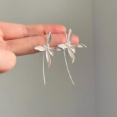 white Vintage古着 Pure iris耳饰