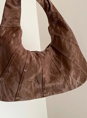 Vintage古着 Brown folds腋下包