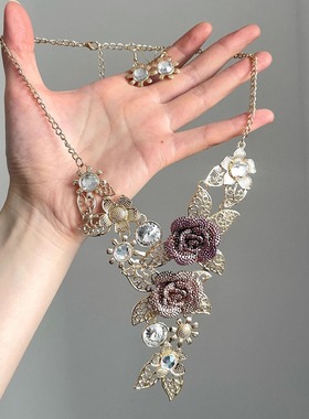 Vintage古着 Medieval rhinestone flowers套装