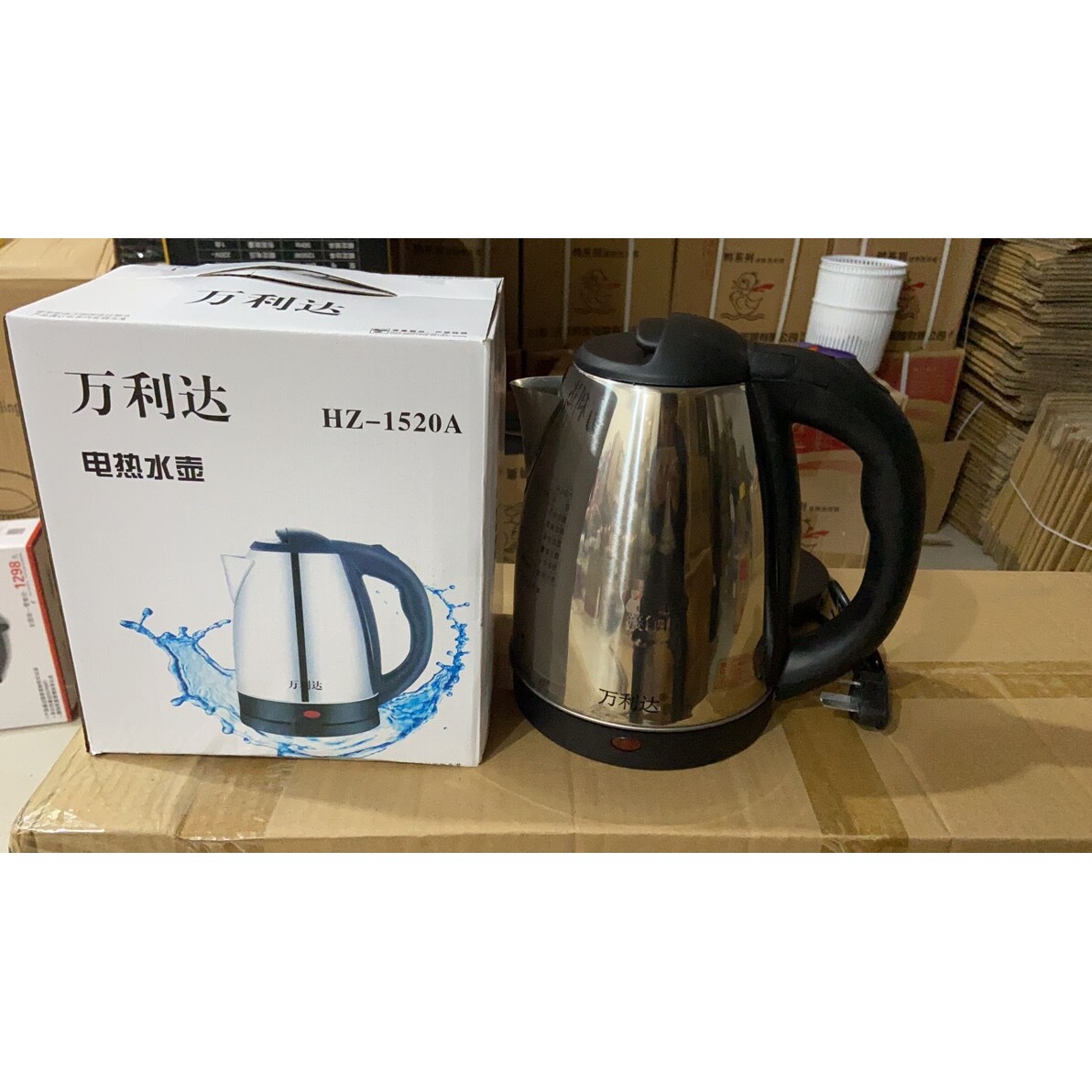 不锈钢电热水壶快速烧水壶自动断电家用大容量电水壶欧美英规外贸