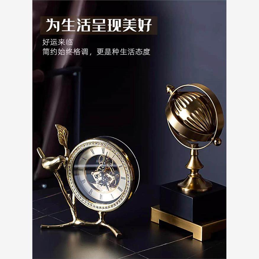高档轻奢摆件金属座钟现代家居客厅办公室桌面装饰品高级感台式钟