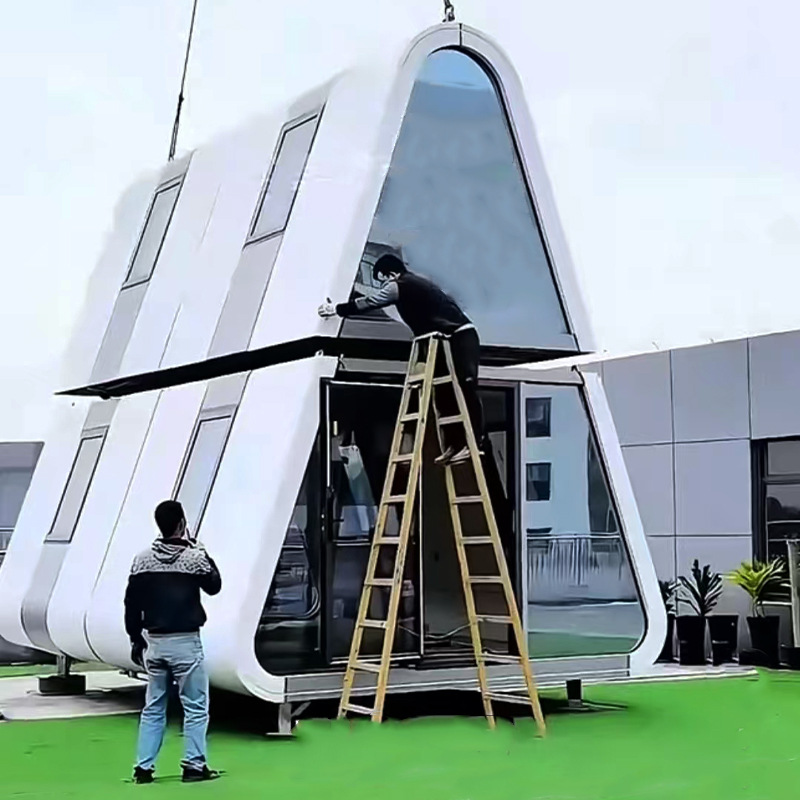 网红三角屋太空舱创新移动民宿户外度假屋双层装配式三角房屋