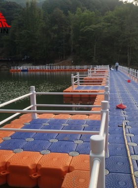 浮筒厂家供应塑料水上栈桥蓝色橙色水上浮桥浮筒量大从优颜色可选