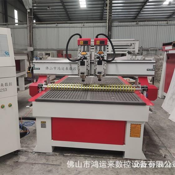 直供木工雕刻机亚克力1325广告牌雕刻机1325数控木工雕刻机雕刻机