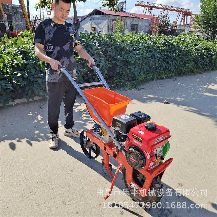2022花生施肥播种机手推玉米播种机汽油动力大豆玉米种植机