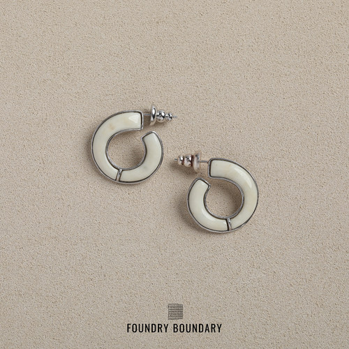 FOUNDRYBOUNDARY设计师耳饰