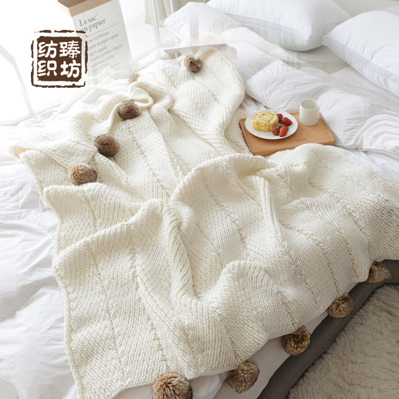 红色带毛球加厚针织毯子波纹冰岛针织球毯北欧装饰毯空调休闲毯